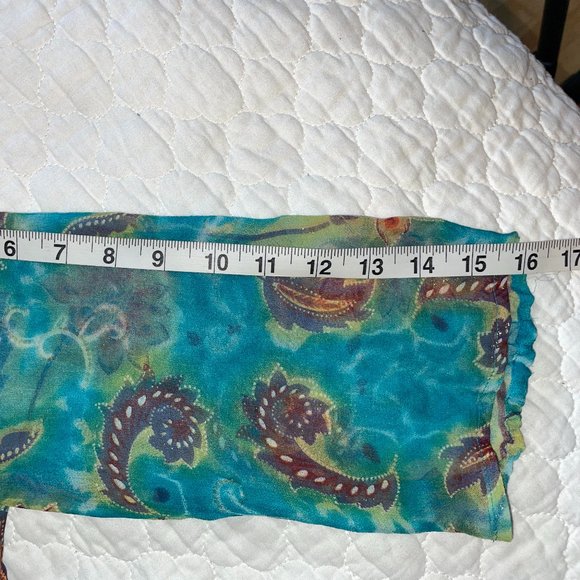 Teal Paisley blouse with Sparkle Accents - Picture 7 of 8